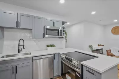 3243 6th Avenue S, Saint Petersburg, FL 33712 - Photo 6