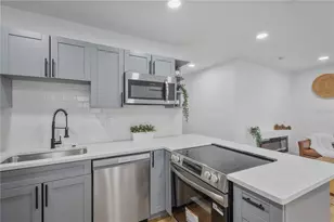 3243 6th Ave S, Saint Petersburg, FL 33712 - Photo 6