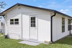 9569 Gray Fox Dr, Weeki Wachee, FL 34613 - Photo 22