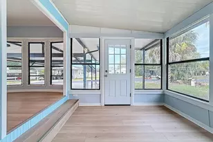 9569 Gray Fox Dr, Weeki Wachee, FL 34613 - Photo 4