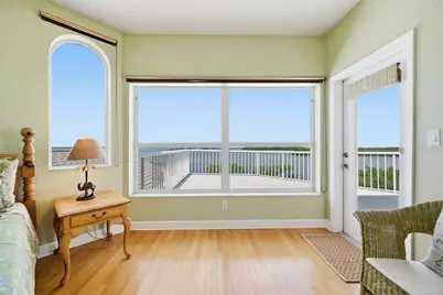 2017 Harbour Watch Circle, Tarpon Springs, FL 34689 - Photo 40