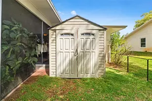 8510 Winding Wood Dr, Port Richey, FL 34668 - Photo 32