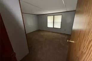 34321 Countryside Dr, Wesley Chapel, FL 33543 - Photo 8