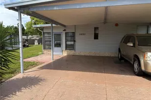 34321 Countryside Dr, Wesley Chapel, FL 33543 - Photo 2