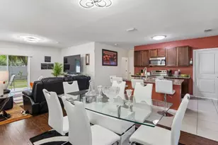 3517 Winterberry Ln, Valrico, FL 33594 - Photo 4