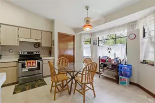 10464 Maderia St, Spring Hill, FL 34608 - Photo 12