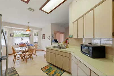 10464 Maderia Street, Spring Hill, FL 34608 - Photo 8