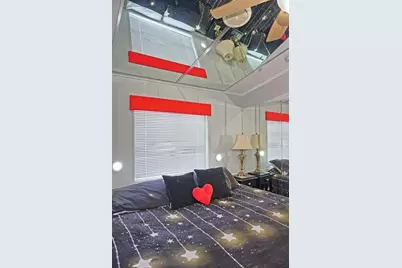 21183 Lazy Days Circle, Lutz, FL 33558 - Photo 18