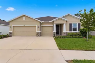 3787 Autumn Amber Dr, Spring Hill, FL 34609 - Photo 2