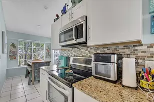 7451 Swan Lake Dr, New Port Richey, FL 34655 - Photo 16
