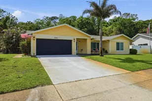 1010 Mainsail Way, Palm Harbor, FL 34685 - Photo 1