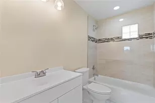 743 Bayshore Dr, Tarpon Springs, FL 34689 - Photo 12