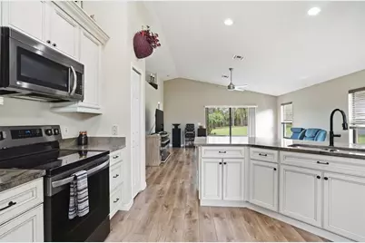 11437 Deercroft Court, Spring Hill, FL 34609 - Photo 12