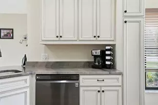 11437 Deercroft Ct, Spring Hill, FL 34609 - Photo 18
