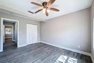 4221 Shore Acres Blvd NE, Saint Petersburg, FL 33703 - Photo 20