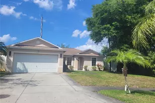 715 Cypress Park Ave, Tarpon Springs, FL 34689 - Photo 1