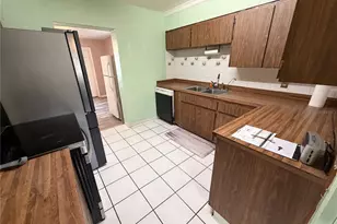 4102 74th St N, Saint Petersburg, FL 33709 - Photo 10