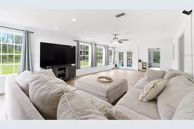 19003 Cedar Lane, Lutz, FL 33548 - Photo 10