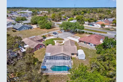 8052 Spring Hill Drive, Spring Hill, FL 34606 - Photo 38