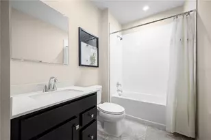 6944 Sundial Dr, Lakeland, FL 33813 - Photo 14