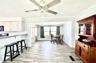 10826 Freedom Dr, Port Richey, FL 34668 - Photo 18