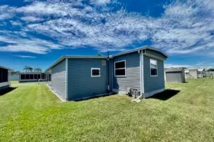 10826 Freedom Dr, Port Richey, FL 34668 - Photo 58