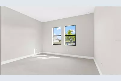 18225 Cresswind Terrace, Lakewood Ranch, FL 34211 - Photo 24