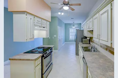 7032 River Run Boulevard, Weeki Wachee, FL 34607 - Photo 6