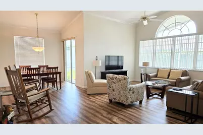 9222 Bonnington Drive, Trinity, FL 34655 - Photo 2