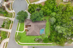6153 New Osprey Point, Weeki Wachee, FL 34607 - Photo 2