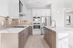4924 Edisto Ct, Lakewood Ranch, FL 34211 - Photo 8