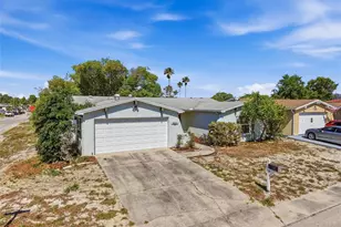 9811 Woodstock Ln, Port Richey, FL 34668 - Photo 34