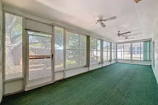 9811 Woodstock Ln, Port Richey, FL 34668 - Photo 26