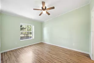 8606 Boyt Rd, Zephyrhills, FL 33540 - Photo 24