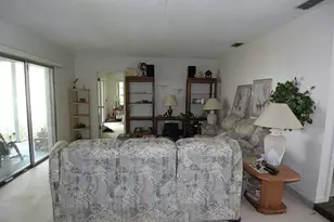 6832 Quail Hollow Blvd, Wesley Chapel, FL 33544 - Photo 6