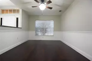 12042 Linden Dr, Spring Hill, FL 34608 - Photo 6
