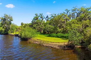 5651 Monroe St, New Port Richey, FL 34653 - Photo 2