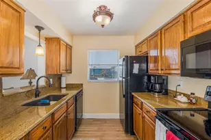 9001 Tudor Dr, Tampa, FL 33615 - Photo 8
