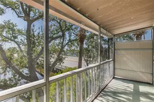 9001 Tudor Dr, Tampa, FL 33615 - Photo 14