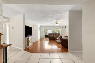 8976 Lake Dr, New Port Richey, FL 34654 - Photo 4