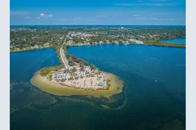 158 E Spruce Street, Tarpon Springs, FL 34689 - Photo 84