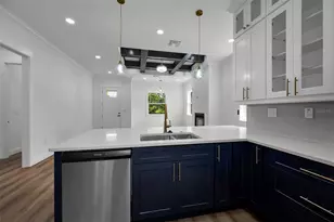 158 E Spruce St, Tarpon Springs, FL 34689 - Photo 28