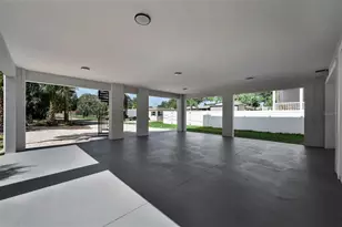 158 E Spruce St, Tarpon Springs, FL 34689 - Photo 30