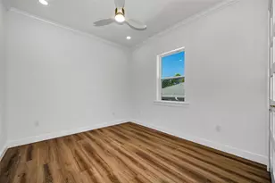 158 E Spruce St, Tarpon Springs, FL 34689 - Photo 46