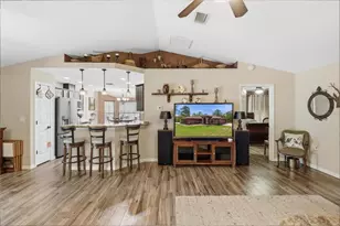 16389 Margot Rd, Weeki Wachee, FL 34614 - Photo 10