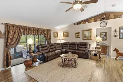 16389 Margot Road, Weeki Wachee, FL 34614 - Photo 8
