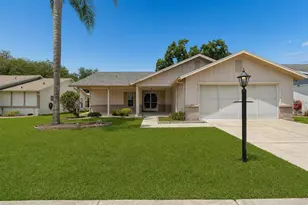 4643 Sandpointe Dr, New Port Richey, FL 34655 - Photo 2