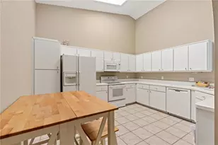 21506 Gray Tern Ct, Lutz, FL 33549 - Photo 10
