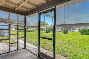 11132 Pembridge Ct, Port Richey, FL 34668 - Photo 34