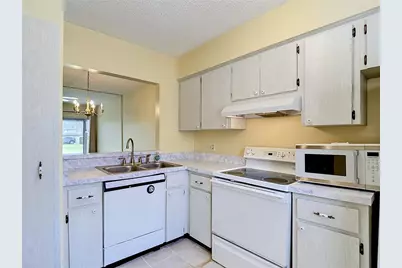 11132 Pembridge Court #6, Port Richey, FL 34668 - Photo 10